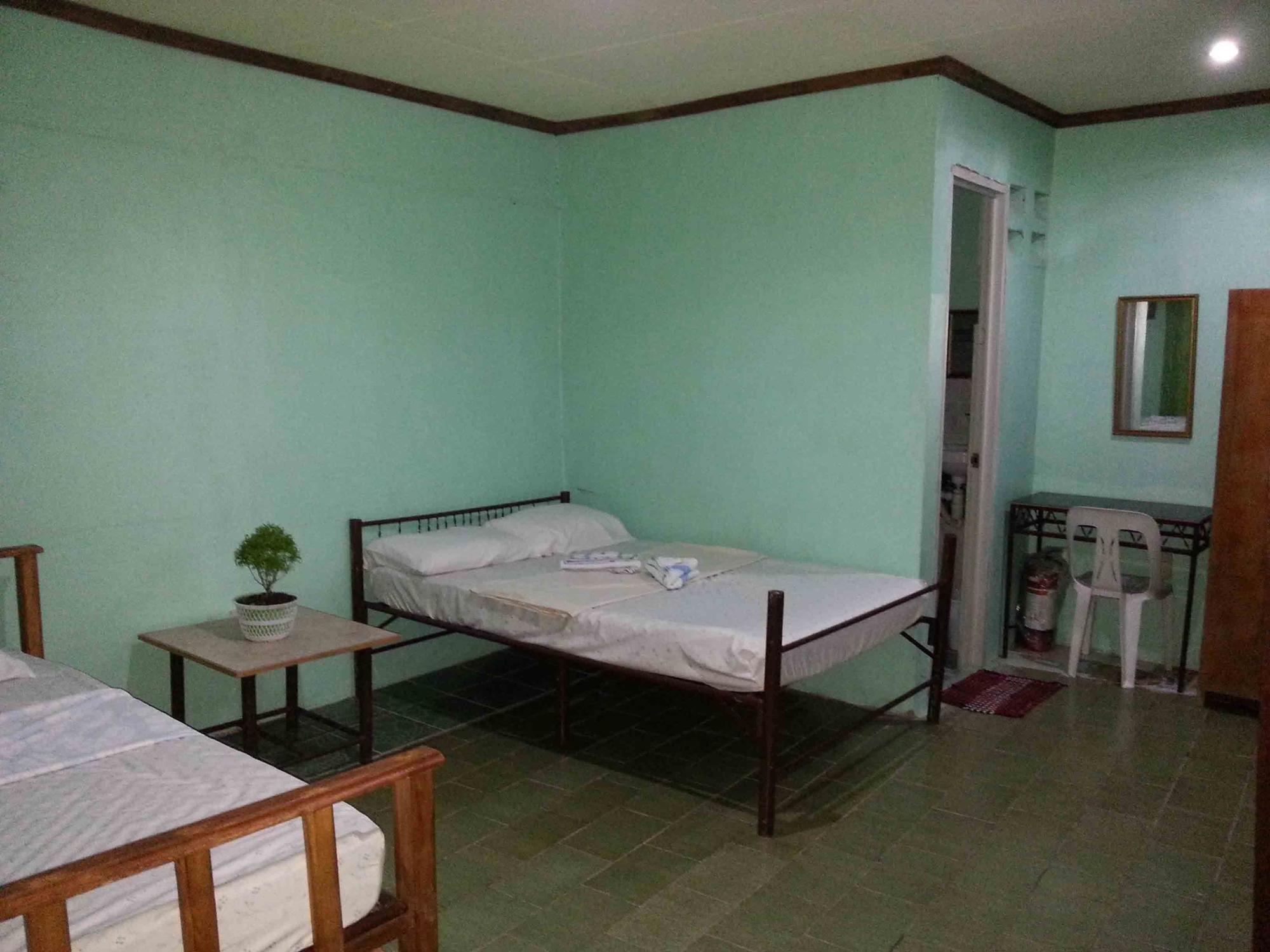 Dhayne Pension Puerto Princesa Exterior photo